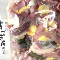 料亭 やまさ旅館 - スッポン鍋に入れる切り身。
                    しっかりと脂が乗っています(o^^o)