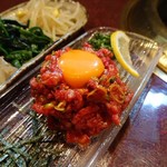 肉料理 大森 - ユッケ