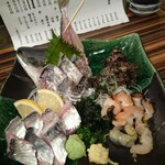 城喜元 - あじ・ニシン・活けサザエ