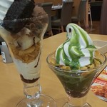 ガスト - チョコレートパフェと抹茶サンデー