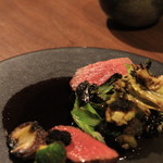 modest - 牛イチボ　赤ワインソースで