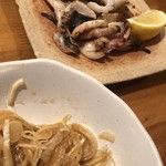 酒菜くどう - げそ焼き、ネギ醤油で。