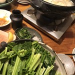酒菜くどう - 鶏スープの中へ。