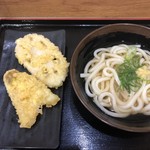 本場さぬきうどん親父の製麺所 - かけうどん（小）とれんこん天、きす天
