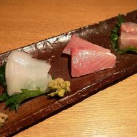 ぎんざ 阿吽 - 阿久根アオリイカ。甘っ！！
                    石川・天然ぶりは脂ノリノリ！！