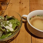 Wain Shokudou Gabugabu - ランチスープ、ランチサラダ