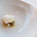 エスキス - ホワイトアスパラ つぶ貝 山羊のチーズ