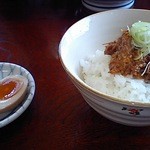 らぁめん とん平 - マヨチャー飯１９０円・味たま８０円