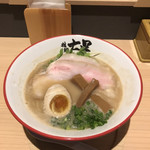 七星 - 豚骨醤油ラーメン