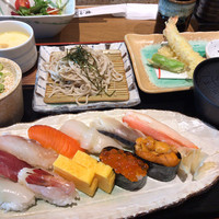 くし路 KITTE丸の内店 -  くし路 KITTE丸の内店 -