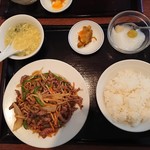 中華料理 福隆酒家 - 牛肉とピーマンの細切り炒め750円