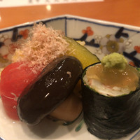 日本料理 たかむら - 炊き合わせと、ズワイガニの磯辺巻き。
