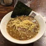 煮干しらーめん玉五郎  - 縮れ中太麺