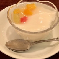 廣東飯店 - 杏仁豆腐