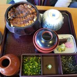 あつた蓬莱軒 本店 - 
