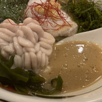 饗 くろ喜 - 鱈・白子・三種の海藻の味噌そば アップ（1,800円）※限定麺 2019.2