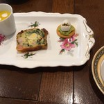 ベリーズティールーム - 【料理】EASTER AFTERNOON TEA SAVORY BITES
