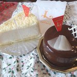 パティスリー ラプラス - カマンベールチーズケーキと、洋梨のチョコケーキ