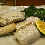 築地寿司清 - 太刀魚の腹を炙って。