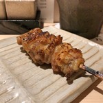 焼鳥 おみ乃 - 波（首の皮）