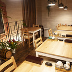 Cafe dining mou mou - 