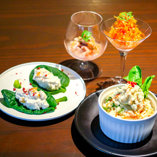 自家製みそ、甘酒、塩麹などをどのお料理にも使っております。