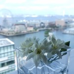 横浜モノリス - 