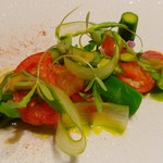 ポンドールイノ - ボタンエビの塩麹マリネとグリーンアスパラガス　フルーツトマトのヴィネグレット