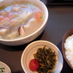 Tedukuri Tetsunabe Gyouza Souryuu - スープに埋まった餃子