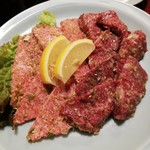 焼肉 静龍苑 - 上ロースとハラミ