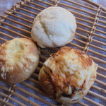 Hamunder Bakery - チーズ・たまねぎ・メロンパン