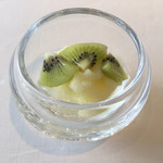 レストラン オオツ - パイナップルのシャーベット