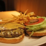 ザ・パントリー - ベーコンチーズバーガー