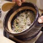 かまくら和久 - 食事：アサリと菜花の混ぜご飯
