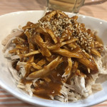 カレーうどん専門　サンビーノ - おつまみバンバンジー