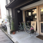 リトル コート コーヒー - 店舗外観