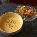 麻生亭 - スープとクラッカー