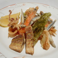 大磯迎賓舘 - 湘南魚介のフリット