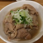 Mechauma Horumon Yakitarou - 肉屋のモツ煮込み300円