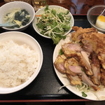 Misono - 2019/3/6 ランチで利用。
                      定食 油淋鶏(700円)