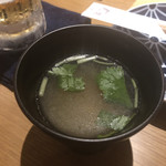 和彩酒房 宮 - お通し 魚汁