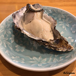 小判寿司 - 貝出汁で湯霜にした牡蠣
