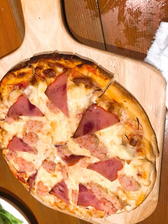 robatasumibikai - ズワイガニのピザ