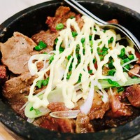 代官山焼肉 kintan - たっぷり牛タンの石焼きガーリックライス