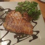 和献洋菜Hi-Bi - 甲府のワイン豚ドライエイジングのロースト