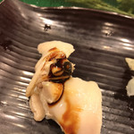 岩佐寿し - 煮蛤 苦いところは掃除して出されます。
