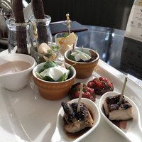 Lounge & Dining G - 