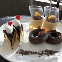 Lounge & Dining G - 