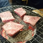 じごろ七厘焼肉 金べこ - 