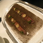 カセント - タパス③カンタブリア産アンチョビ、チーズ載せ